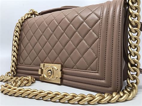 chanel beige boy bag 2018|chanel boy bag inside.